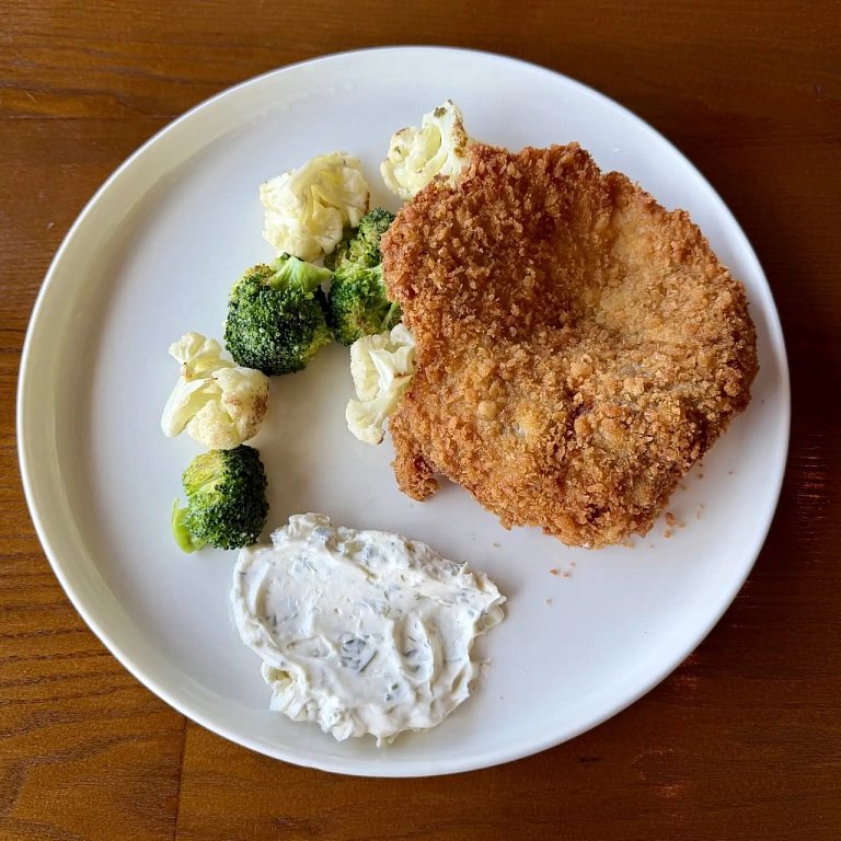 Б Шницель с овощами